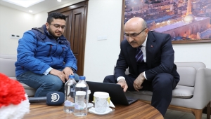 Mardin Valisi Demirtaş, AA'nın "Yılın Fotoğrafları" oylamasına katıldı