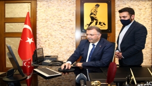 Mersin Cumhuriyet Başsavcısı Öztoprak, AA'nın "Yılın Fotoğrafları" oylamasına katıldı