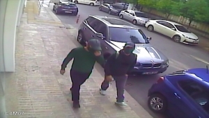 Mersin'de güvenlik kamerasından teşhisle yakalanan 2 hırsızlık zanlısı tutuklandı