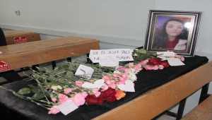 Mersin'de kamyonetin çarpmasıyla ölen öğrencinin sınıfında hüzün