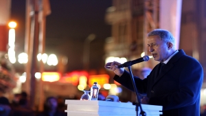 Milli Savunma Bakanı Akar: "Türkler ve Kürtler kardeştir"