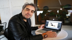 Oyuncu Bülent Alkış, AA'nın "Yılın Fotoğrafları" oylamasına katıldı