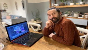 Oyuncu Şevket Çapkınoğlu, AA'nın "Yılın Fotoğrafları" oylamasına katıldı