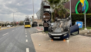 Pendik'teki trafik kazasında 2 kişi yaralandı