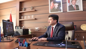 Sakarya Uygulamalı Bilimler Üniversitesi Rektörü Sarıbıyık, AA'nın "Yılın Fotoğrafları" oylamasına katıldı