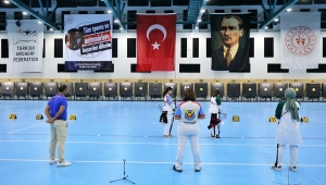Samsun'da düzenlenen Yıldızlar Salon Okçuluk Türkiye Şampiyonası sona erdi 