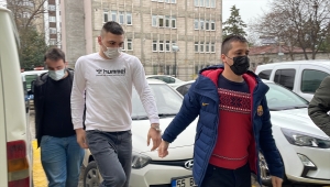 Samsun'da kiraladıkları araçla bir kişiyi silahla yaralayan 2 şüpheli yakalandı