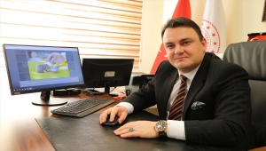 Siirt Cumhuriyet Başsavcısı Başbay, AA'nın "Yılın Fotoğrafları" oylamasına katıldı
