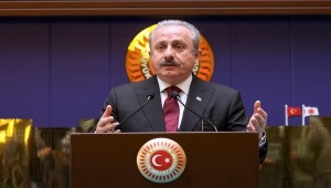 TBMM Başkanı Şentop, basın toplantısı düzenledi: (1)
