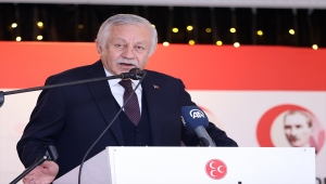 TBMM Başkanvekili Adan, Beşiktaş'ta STK temsilcileri ve muhtarlarla bir araya geldi: