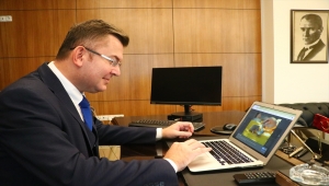 Tekirdağ Cumhuriyet Başsavcısı Gül, AA'nın "Yılın Fotoğrafları" oylamasına katıldı