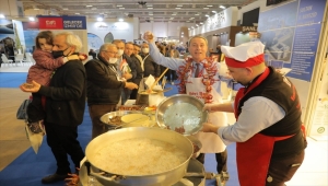 "Travel Turkey İzmir" fuarında, Edirne tava ciğeri kuyruğu 