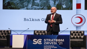 Türk Kızılay Genel Başkanı Kınık, Stratcom Zirvesi'nde konuştu: