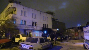 Adana'da hurda deposunda çıkan yangın söndürüldü