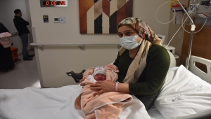 Adana, Hatay ve Osmaniye'de yeni yılın ilk bebekleri dünyaya geldi