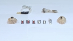 Antalya'da uyuşturucu operasyonunda 3 şüpheli yakalandı