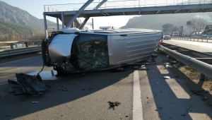 Bilecik'te hafif ticari aracın devrilmesi sonucu 1 kişi öldü