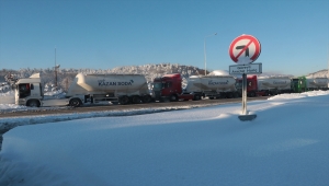 Bolu Dağı'nda kar yağışı etkisini kaybetti