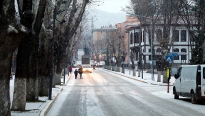 Çankırı ve Çorum'da kar yağışı etkili oluyor