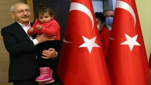 CHP Genel Başkanı Kılıçdaroğlu, ev kadınlarıyla basın toplantısı düzenledi: