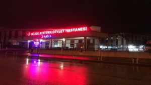 Düzce'de 3 kişiyi bıçakla yaralayan 2 zanlı tutuklandı