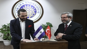 El Salvador Cumhurbaşkanı Bukele'ye Dostluk Payesi Beratı verildi: