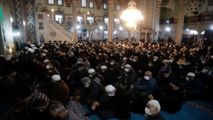 Eskişehir ve Kütahya'da vatandaşlar sabah namazında buluştu