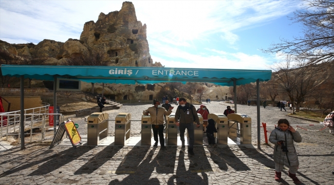 GRAFİKLİ - Kapadokya'daki müze ve ören yerlerine ziyaretçi akını