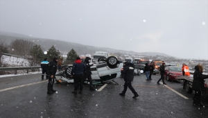 GÜNCELLEME - Anadolu Otoyolu'nda zincirleme kaza trafiği aksattı