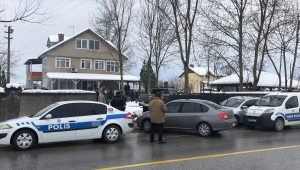 GÜNCELLEME - Sakarya'da bir kişi evinde öldürüldü