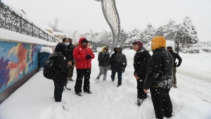Hakkari'de eğitime kar engeli 