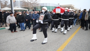 Hakkari'de silah kazası sonucu vefat eden polis memuru Malatya'da toprağa verildi