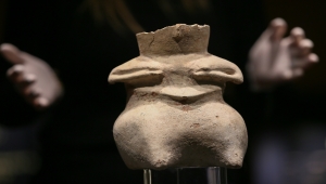 İzmir'de bulunan 8 bin yıllık heykelcikler ziyaretçilerini bekliyor