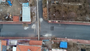 Kayseri'de arsasından geçen yola duvar ören vatandaş, kendini savundu