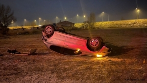 Kayseri'de devrilen otomobildeki 4 kişi yaralandı