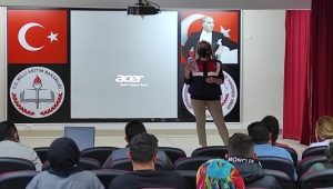 Kayseri'de Jandarma kadınlara "KADES" anlatıldı