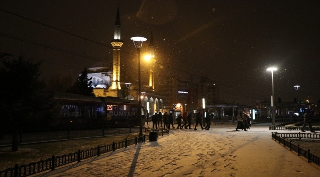 Kayseri'de kar yağışı etkili oldu
