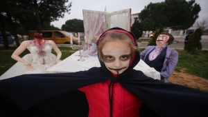 Kırklareli'nde Balkan geleneği "Koleda" kutlandı