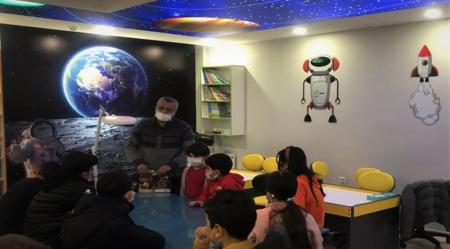 KOP Hayal Kütüphanesi'nde öğrenciler uzayı öğreniyor