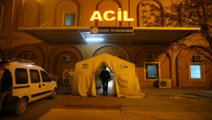 'Kovid-19 savaşçıları' yeni yıla görevleri başında girdi