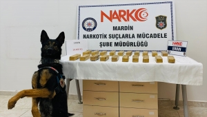Mardin'de bir aracın yedek lastiğine gizlenmiş 10 kilo 400 gram eroin ele geçirildi