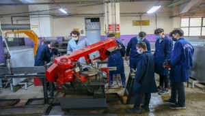 Mesleki eğitimdeki yenilikler öğrencilere erken yaşta iş olanağı sunuyor