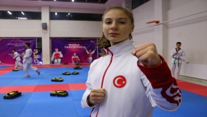Milli tekvandocu Sahra Nur'un hedefi olimpiyatlar