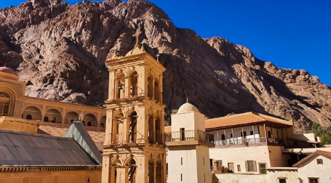 Mısır'da inanç turizminin gözdesi: Sina Dağı'ndaki Azize Katerina Manastırı