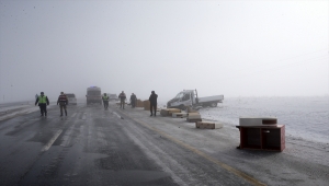 Muş'ta hafif ticari araçla kamyonet çarpıştı, bir kişi öldü, 5 kişi yaralandı