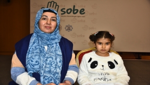 Otizmli Nisanur, konser için Konya'ya gelen Evgeny Grinko ile piyano çaldı