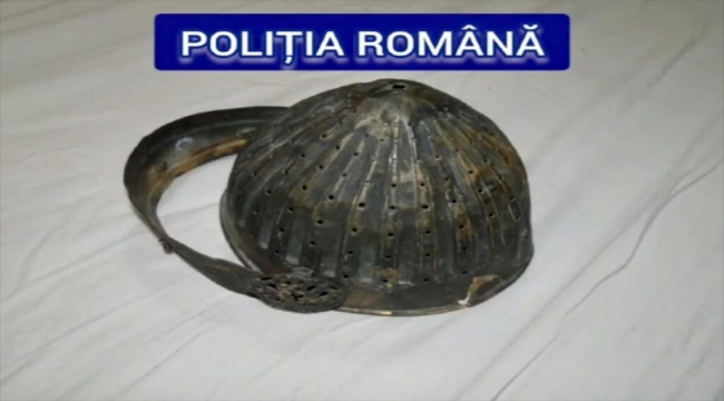 Romanya'da bir evde 300 yıllık Osmanlı askeri kaskı bulundu