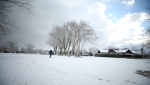 Sakarya, Düzce ve Bartın'da kar aralıklarla etkisini sürdürüyor