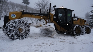 Sakarya ve Düzce'de kar nedeniyle ulaşıma kapanan 66 yol açıldı