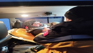 Şanlıurfa'da köylüler kara saplanan ambulans için seferber oldu
